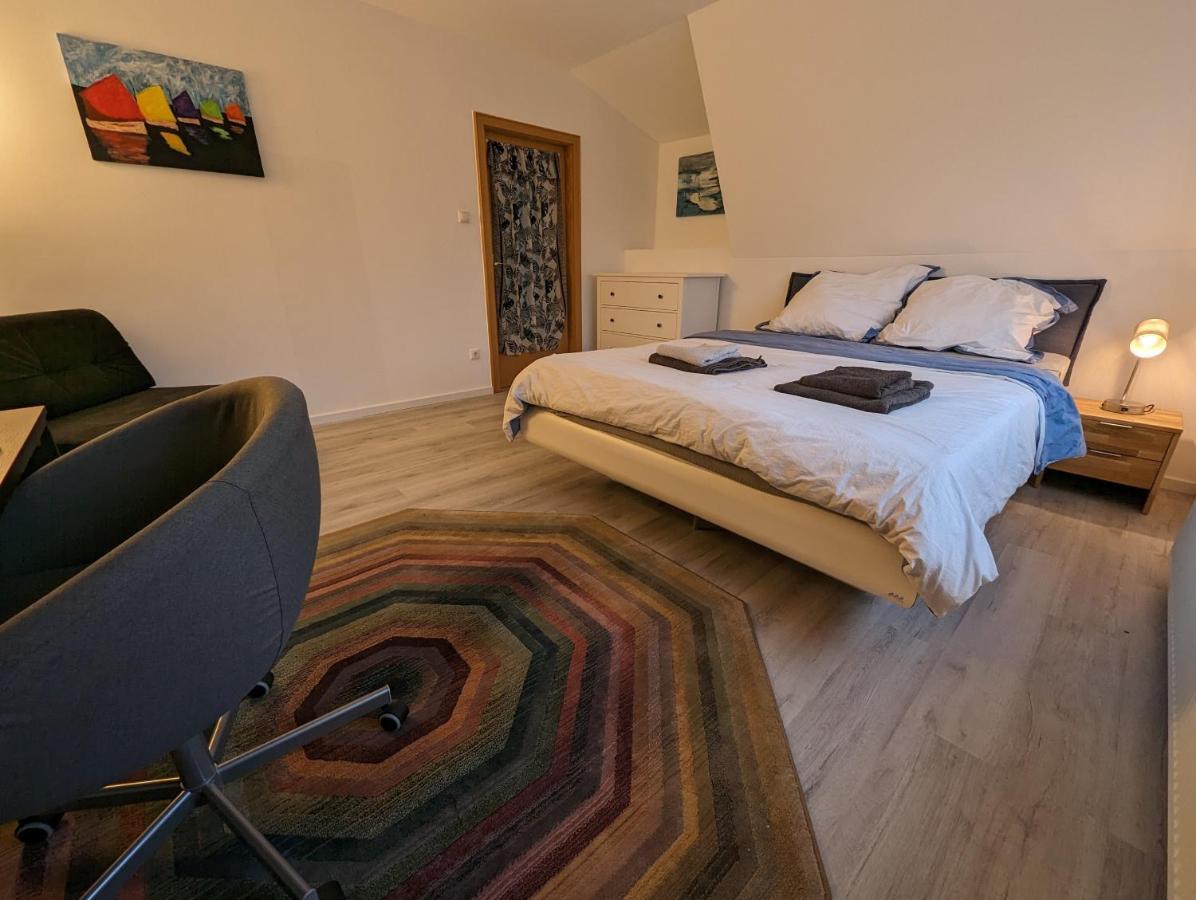 Gemuetliche Zimmer Im Herzen Der Stadt Em-Apartments Deutschland 빌레펠트 외부 사진