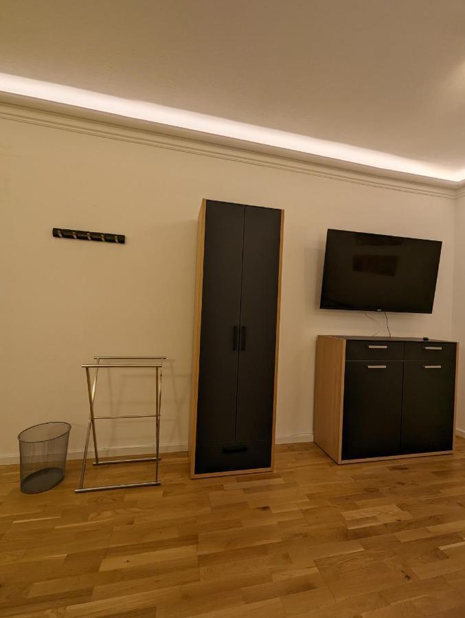 Gemuetliche Zimmer Im Herzen Der Stadt Em-Apartments Deutschland 빌레펠트 외부 사진