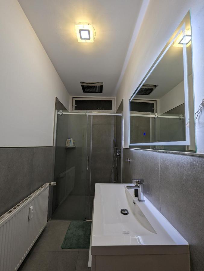 Gemuetliche Zimmer Im Herzen Der Stadt Em-Apartments Deutschland 빌레펠트 외부 사진